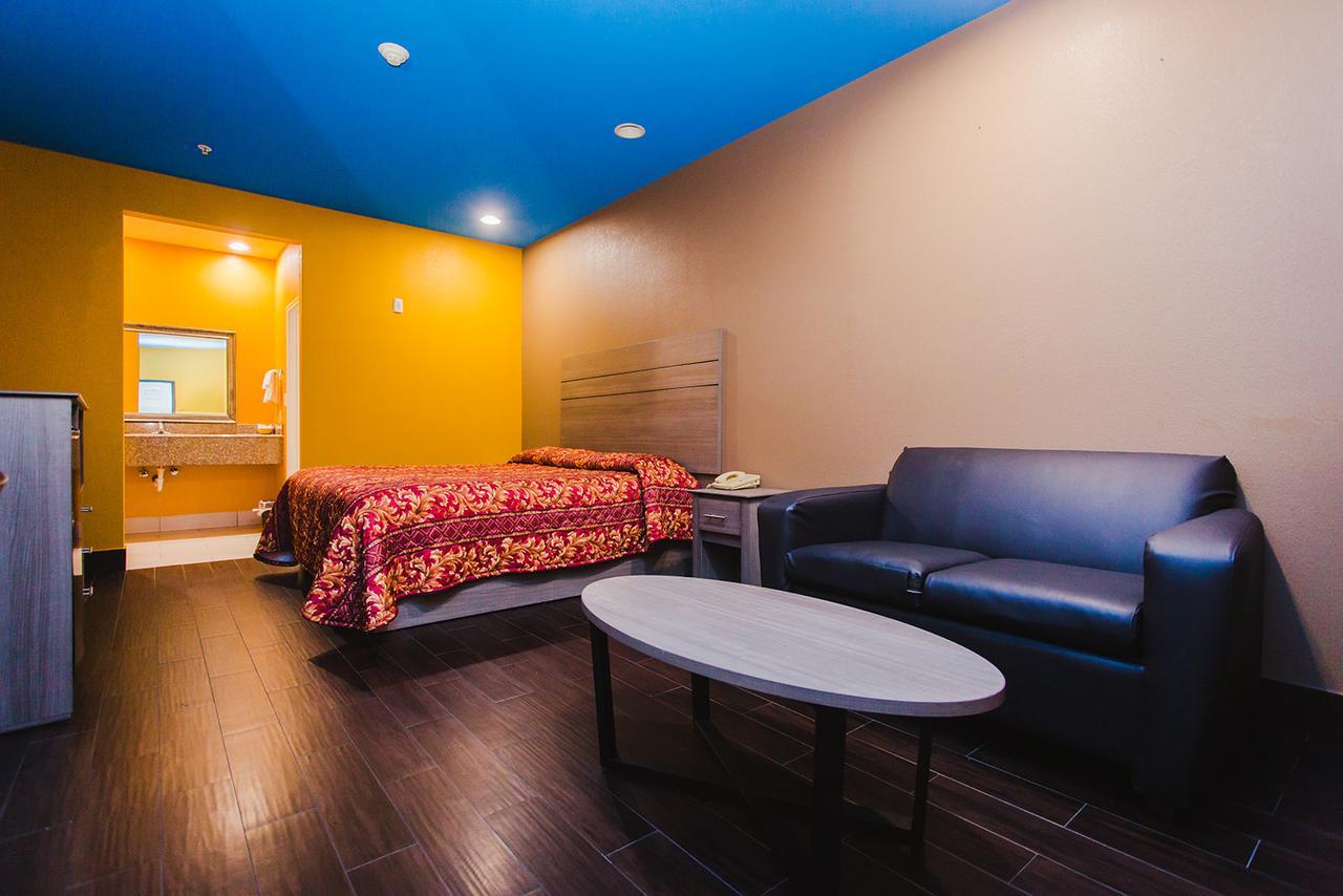 Moonlight Suites - Houston/George Bush Int'L Airport エクステリア 写真