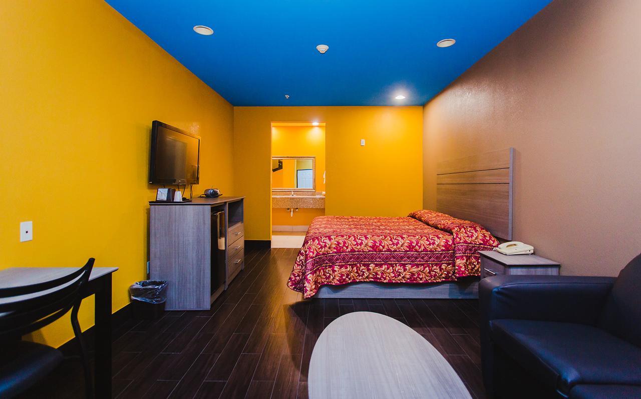 Moonlight Suites - Houston/George Bush Int'L Airport エクステリア 写真
