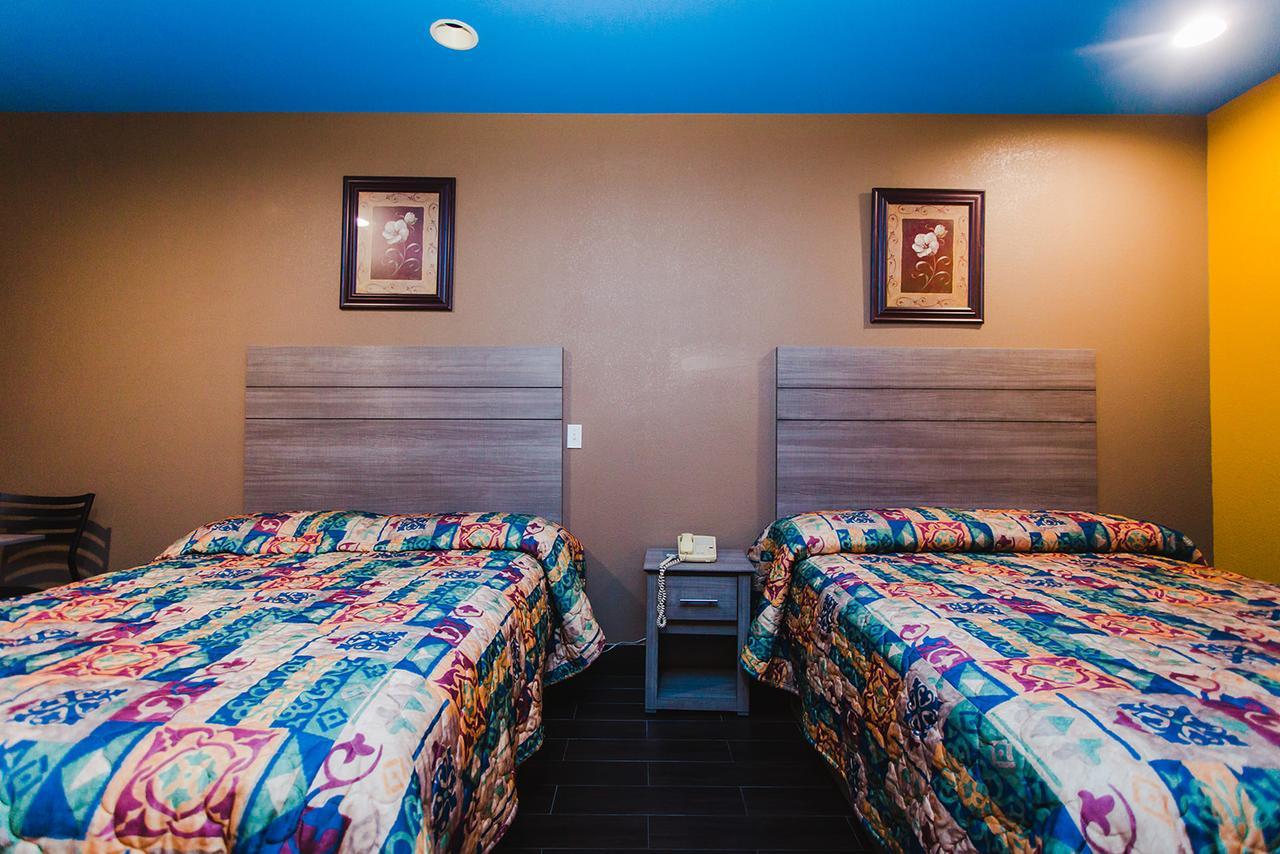 Moonlight Suites - Houston/George Bush Int'L Airport エクステリア 写真